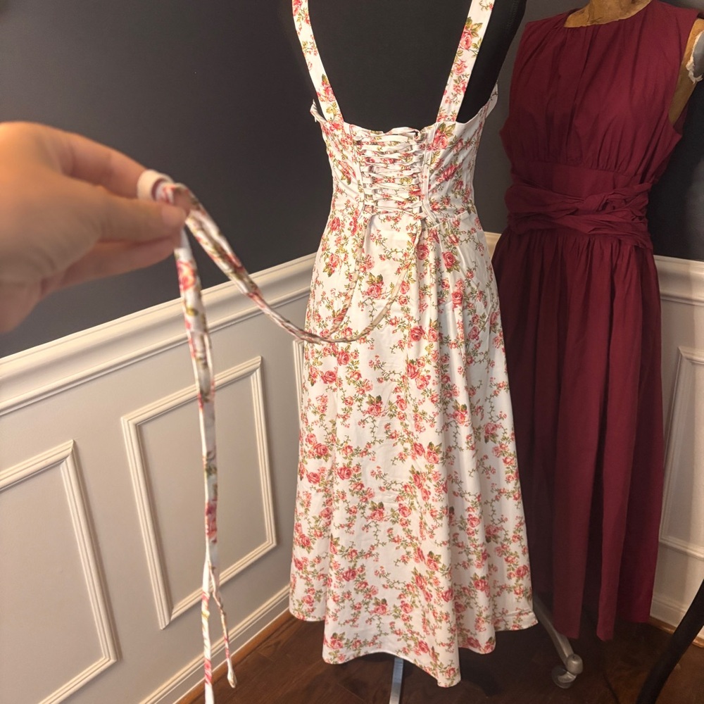 Commense Floral Midi Dress - White and Pink - Picture 5 of 15